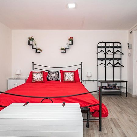 A Casa Del Reuccio Lägenhet CTA Exteriör bild